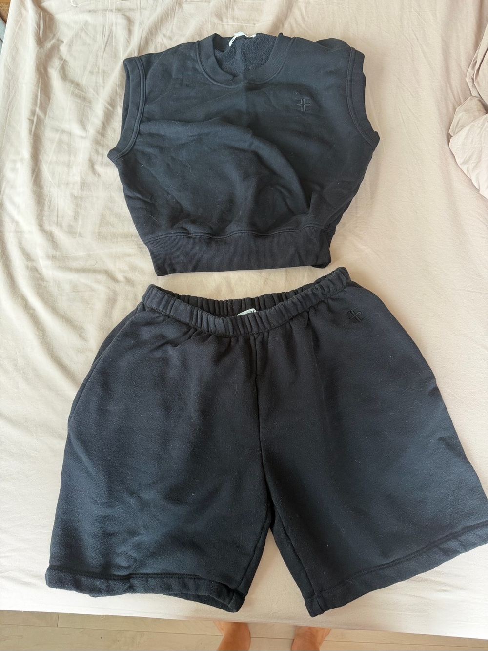 ETERNE Black Women's Sweat shorts set cropped sweater tank - Classic Casual